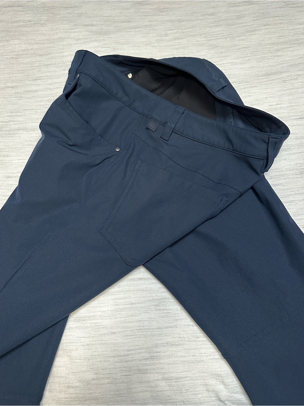 Lululemon ABC Pants - Picture 7 of 11